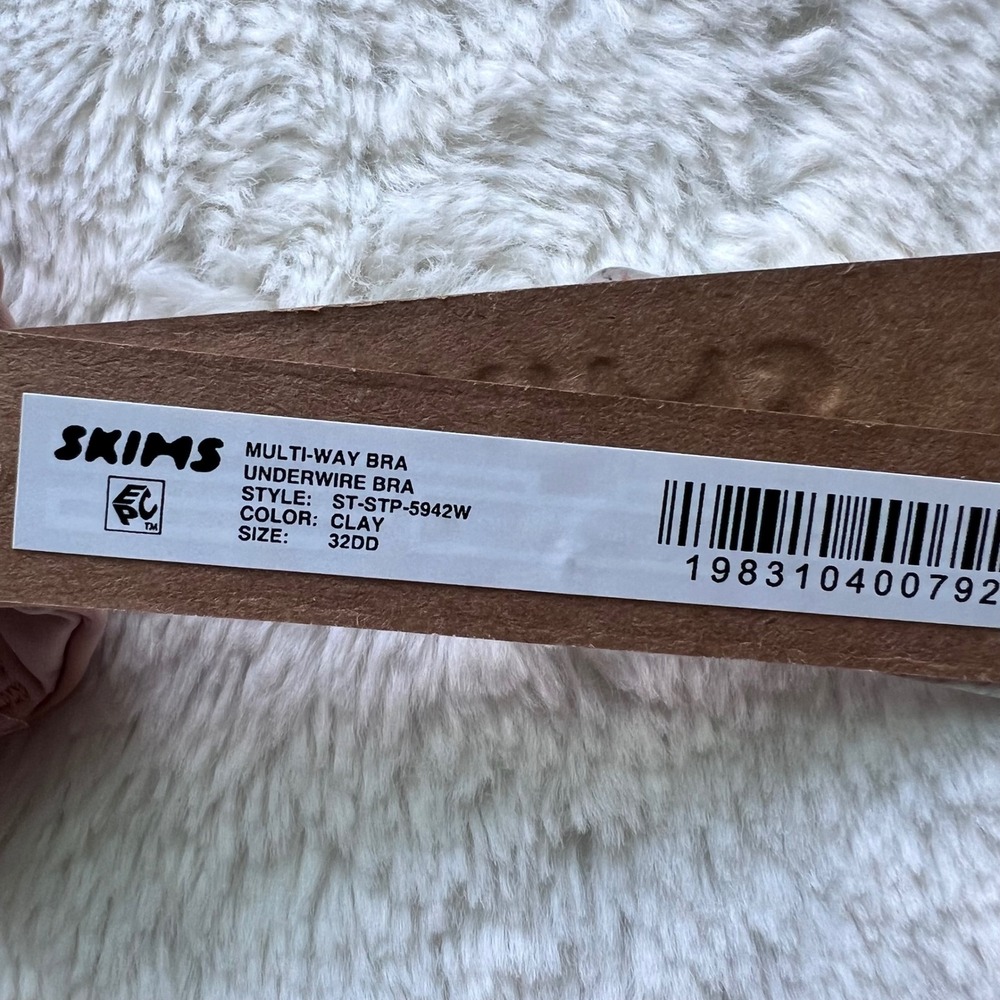 Skims Women's Multi-Way Underwire Bra Clay Tan Beige Size 32DD ST-STP-5942W NEW - Picture 9 of 12